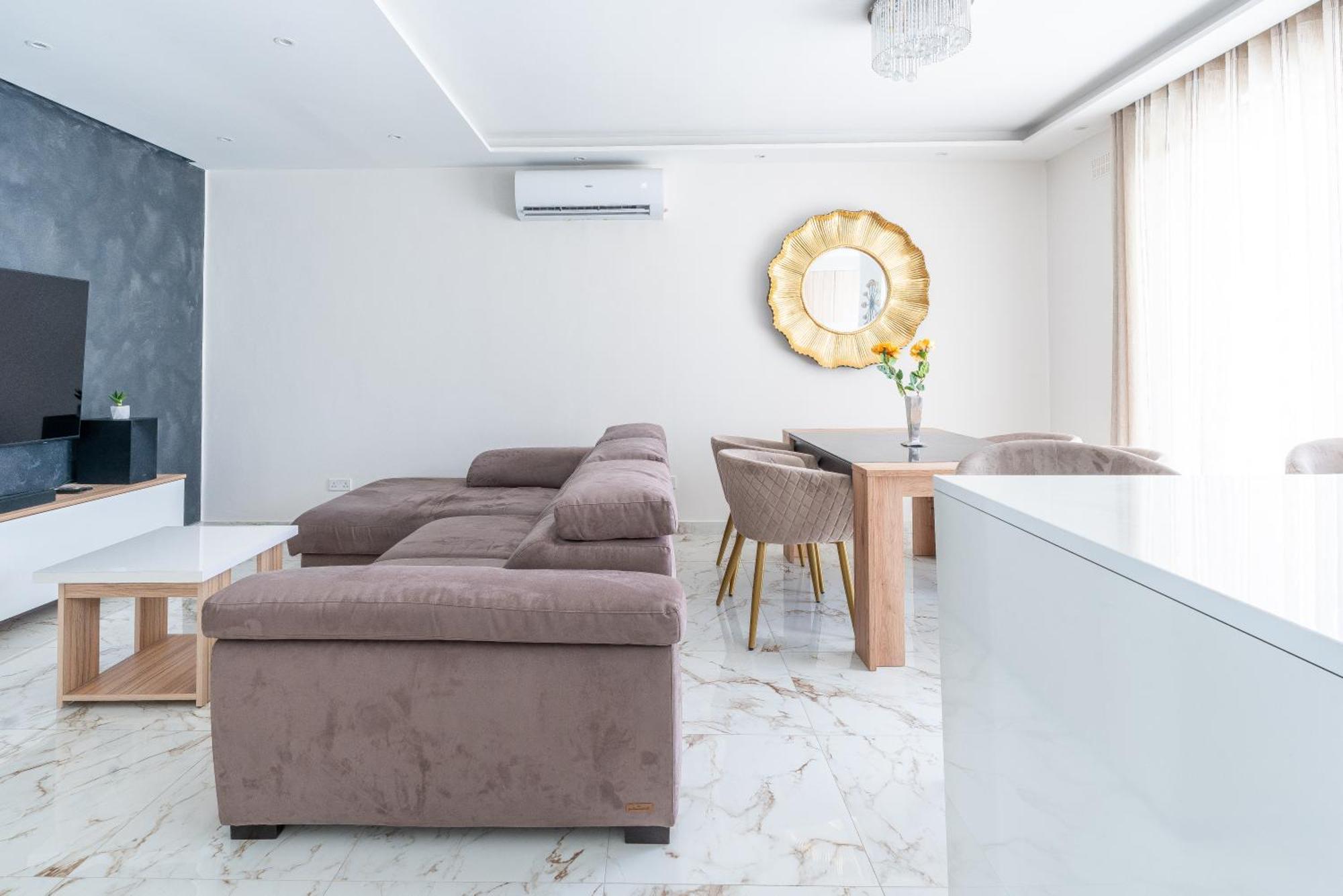 Modern & Luxurious Apartment - Prime Location St. Paul's Bay Bagian luar foto